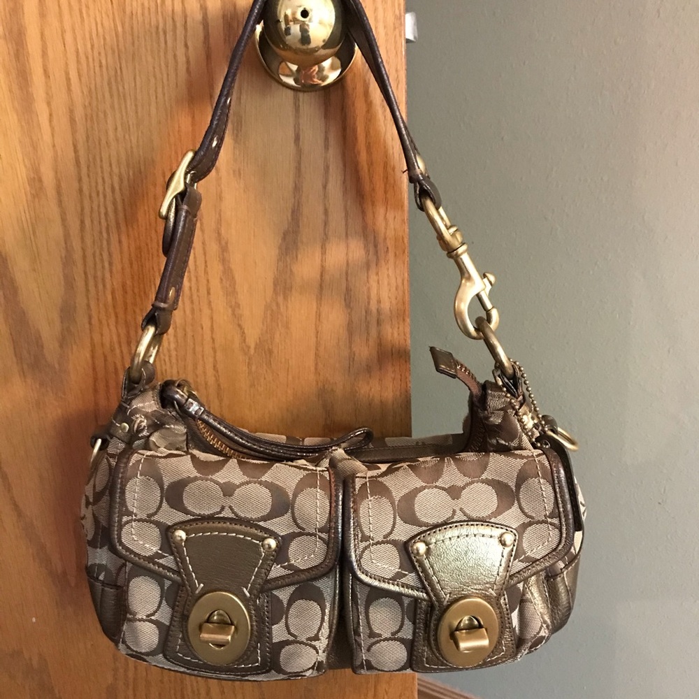 Coach medium sized bag
